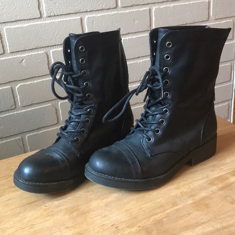 Woman’s combat boots